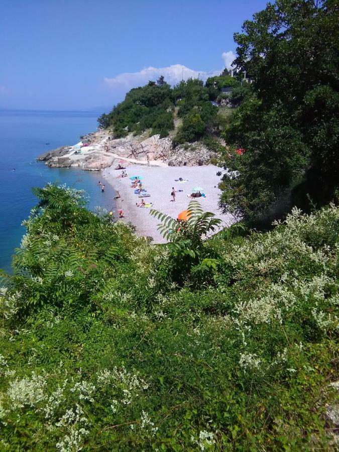 App On Beach Сень Екстер'єр фото